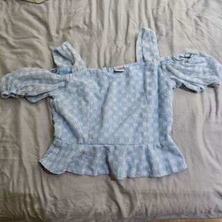 (Category: ) located in . Submitted by peenkchoco (Listing ID 1287915432, Image 1). Description: .