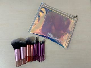 Real Techniques Travel Brush Set with pouch
