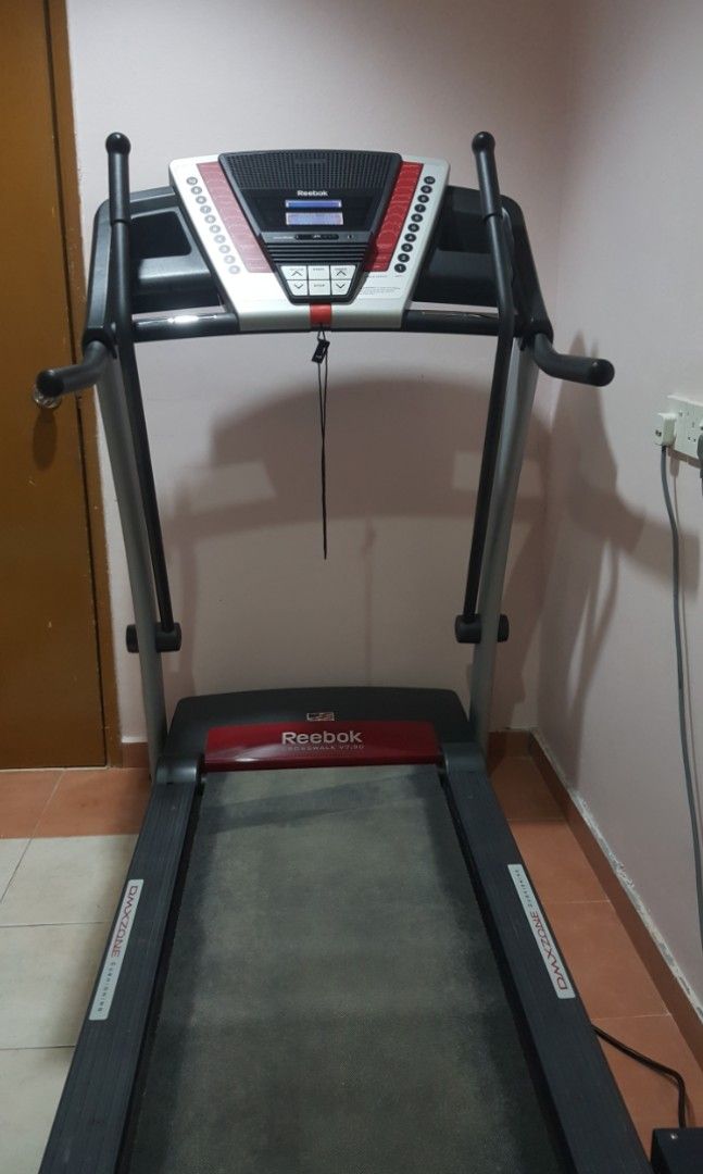 Reebok Crosswalk V7.90