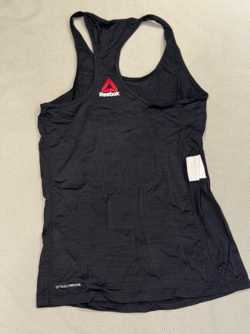 Reebok gym cheap tops