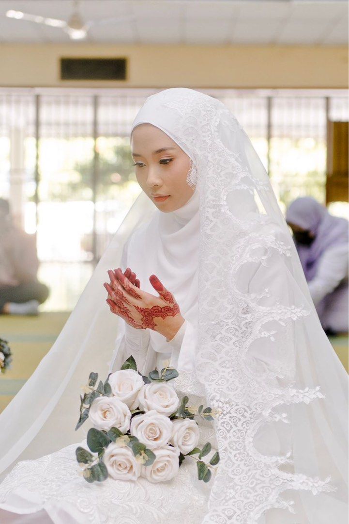 Off white deals wedding veil