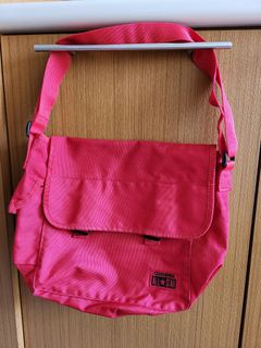 (Category: ) located in . Submitted by yoonaen (Listing ID 1287927681, Image 1). Description: .