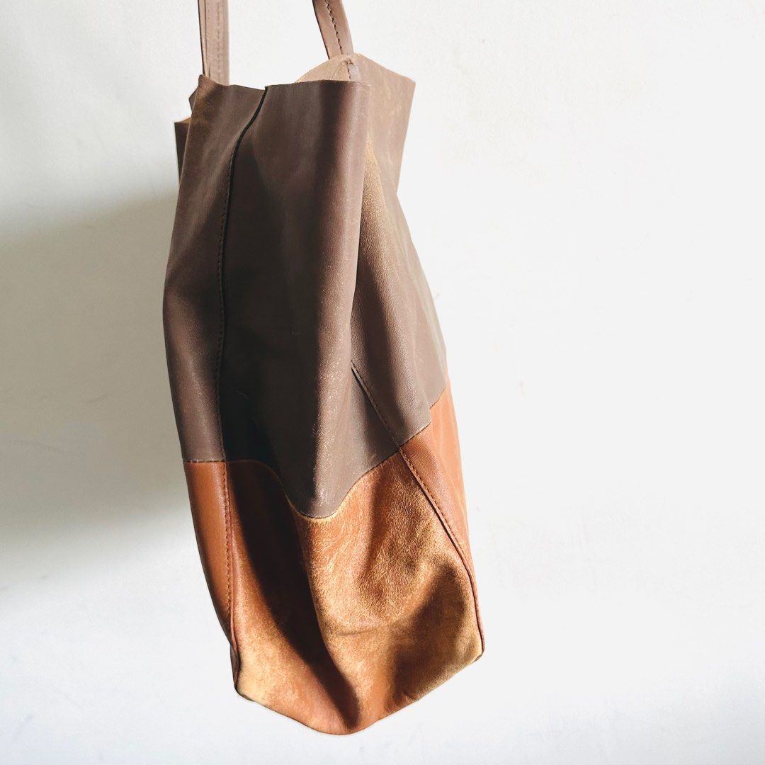 STEAL Celine Taupe Beige Caramel Brown Wide Horizontal Cabas Monogram Logo Lambskin Leather Shopper Shoulder Tote Bag Authentic