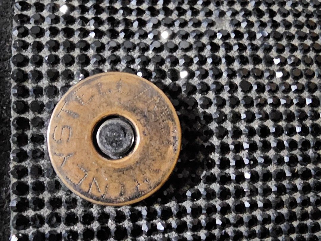 Original Stella mccartney falabella (Category: Luxury Bags & Wallets) located in Paranaque City. Submitted by annyfd_1102 (Listing ID 1288074877, Image 3). Description: stored for long time. pooling funds.