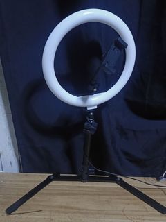 Table Top Desk Ring Light With Mobile Phone Holder