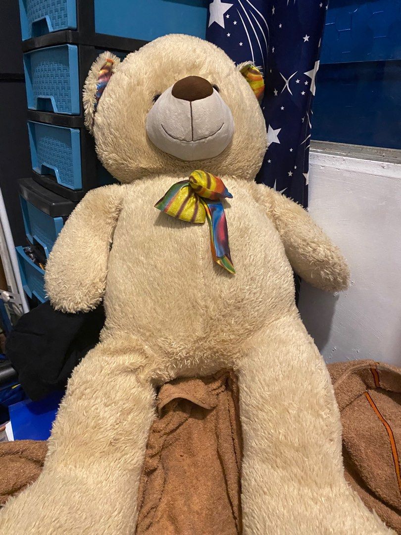 Teddy deals bear besar