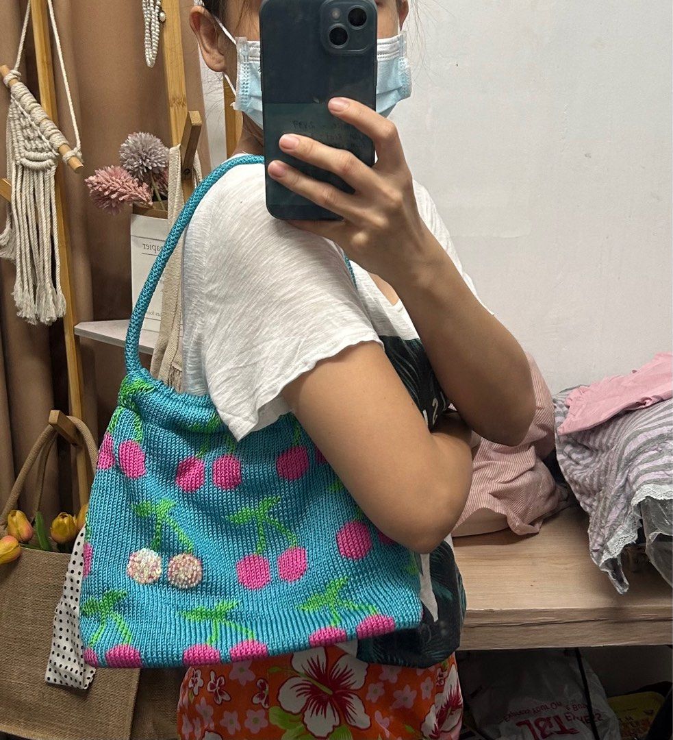 Jeans ke sales kapde ke bag