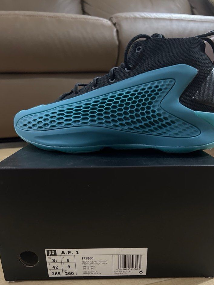 Nike us discount 8.5 to adidas