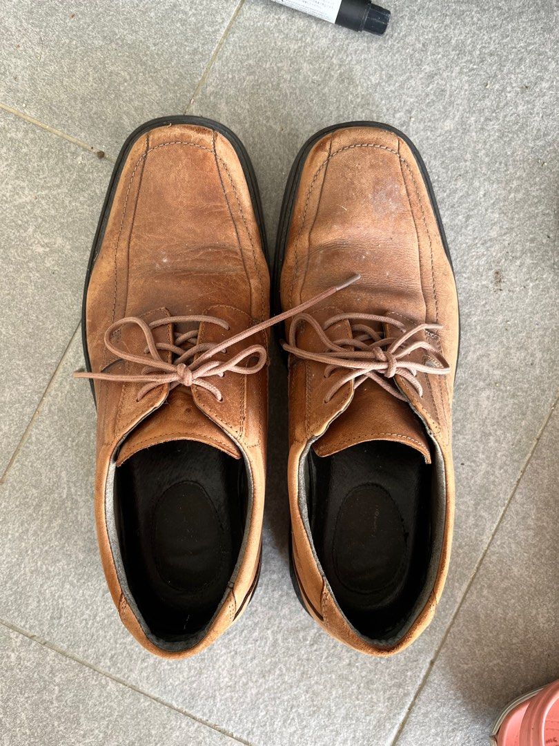 Clarks bostonian hotsell shoes