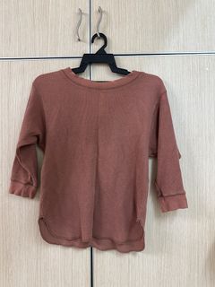 (Category: ) located in . Submitted by closetbysufi (Listing ID 1288095186, Image 1). Description: .