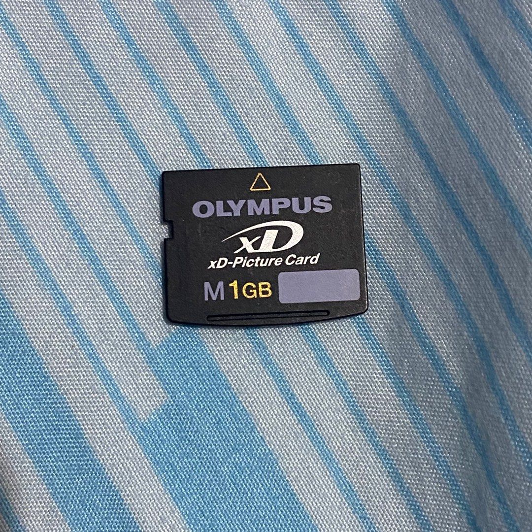 XD Card 1GB (Category: Memory & SD Cards) located in Batangas. Submitted by avery.declutter (Listing ID 1287911312, Image 1). Description: Compatible with Fujifilm, Olympus, and other xd using cameras. Loc: Dasma.
