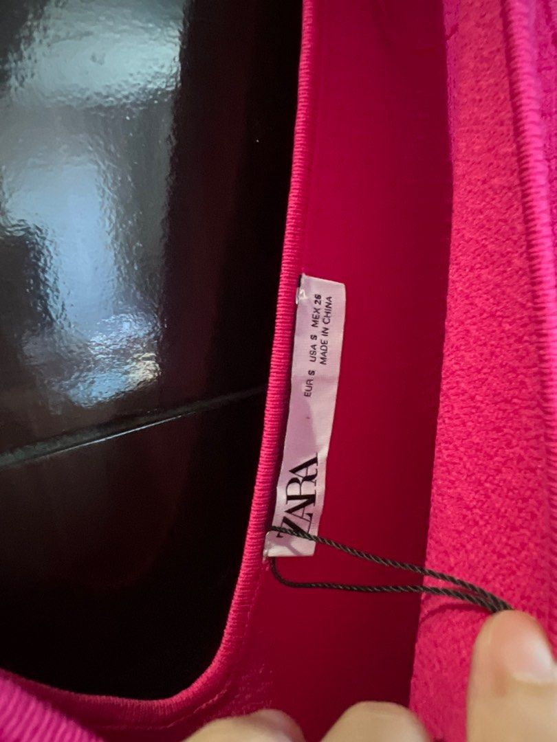 Zara Pink Knit Dress (Category: Dresses) located in Mandaluyong City. Submitted by khyul (Listing ID 1287953375, Image 2). Description: .