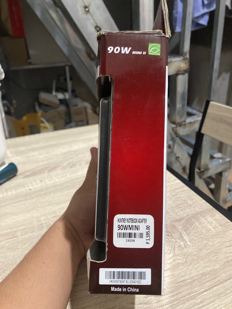 90W Universal Laptop Charger (Category: Chargers) located in Manila. Submitted by galingand42566 (Listing ID 1283684224, Image 2). Description: Selling Huntkey Universal Laptop/Notebook Adapter 90W (Like Brandnew) No scratches or dents. Price: 1000 RFS: Nakatago lang, for back-up lang po sana.Need money. Loc: Padilla, Antipolo City MOP:COD via Lalamove GCASH.