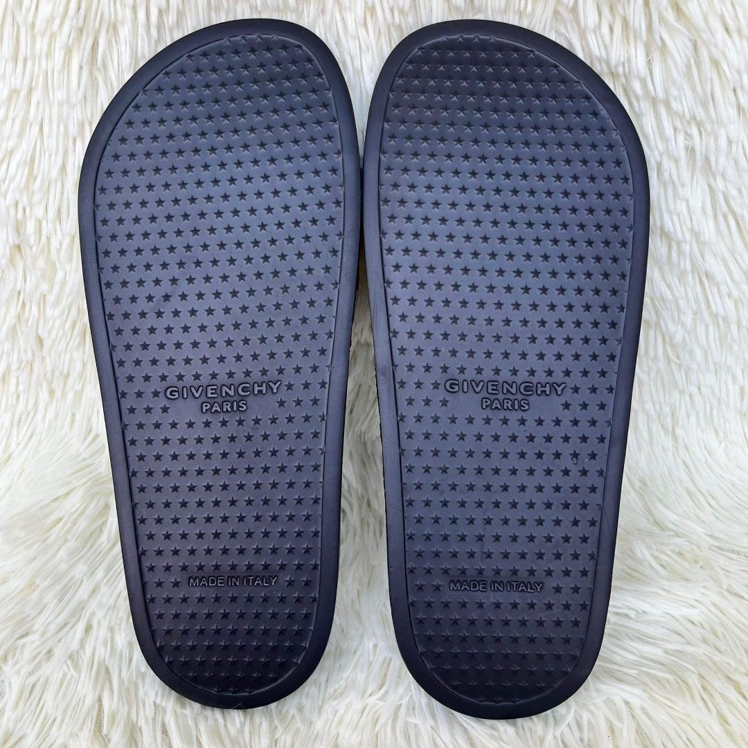 Givenchy slides size 3 new arrivals