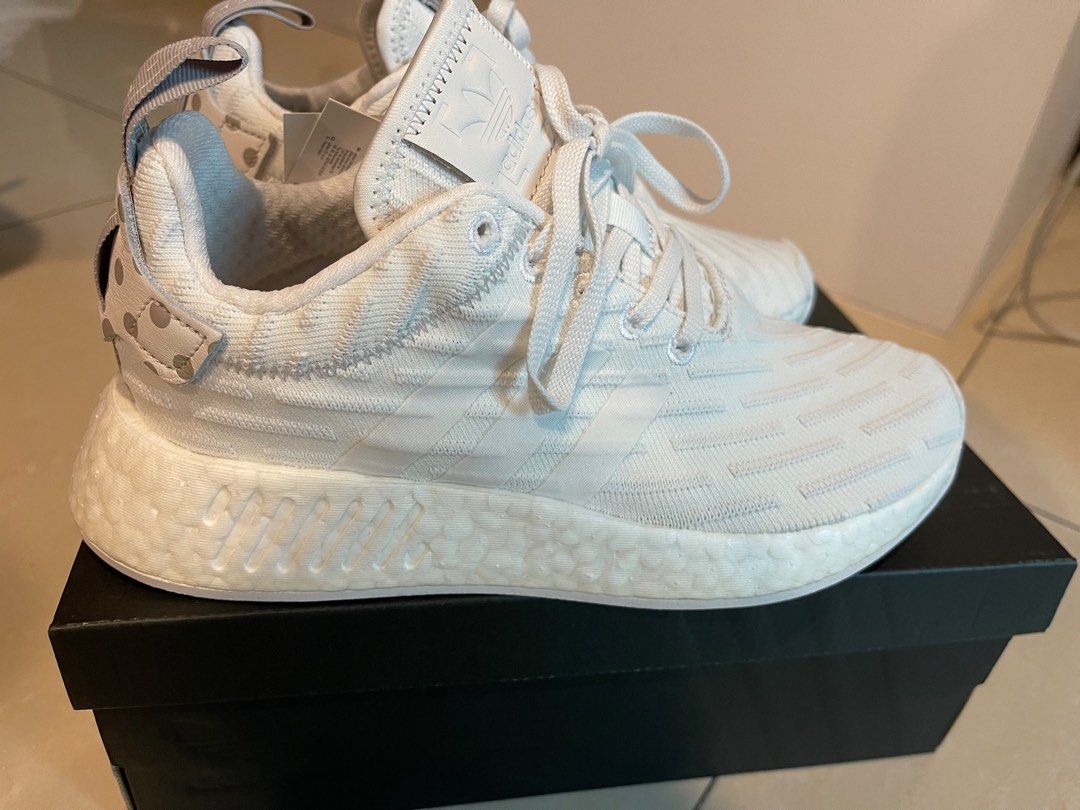 Adidas nmd r2 size 6 sale