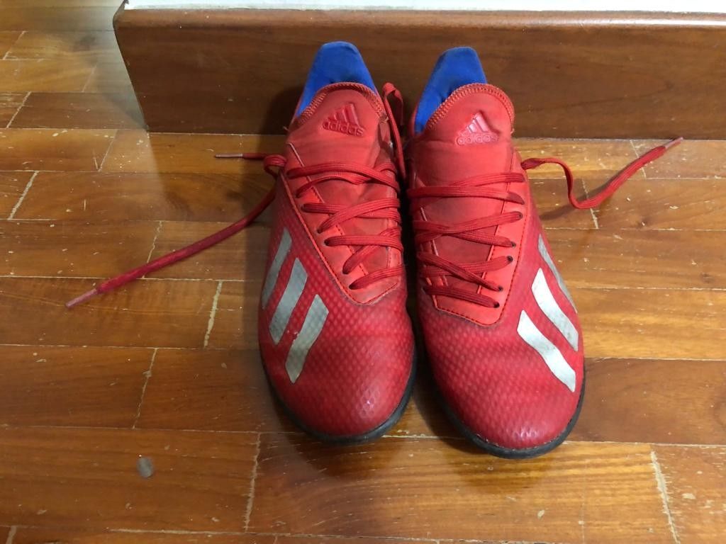 Red best sale football boots