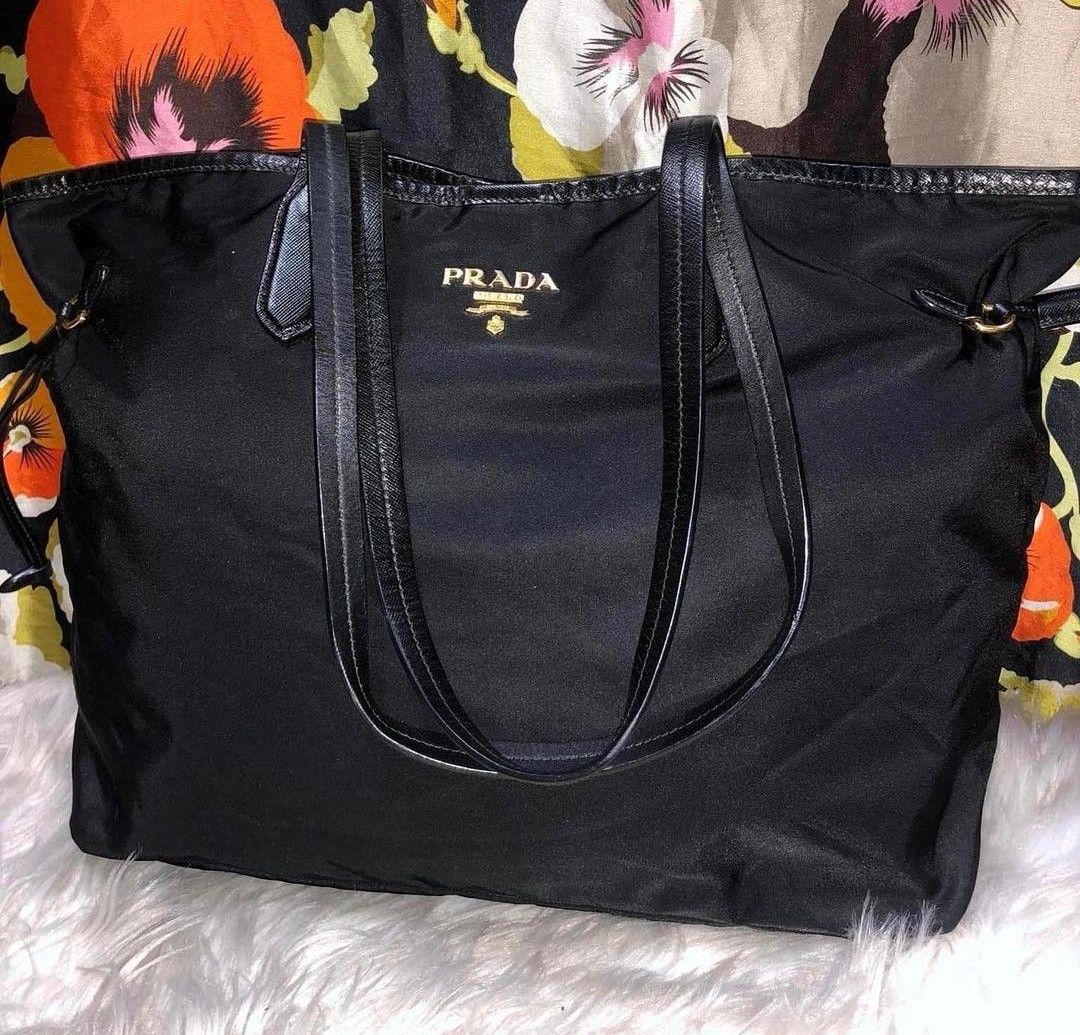 Prada neverfull bag deals