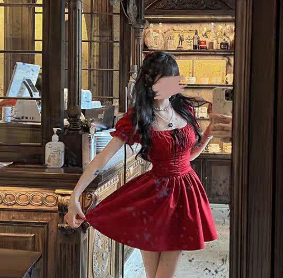 Blood red cute short puffy dress