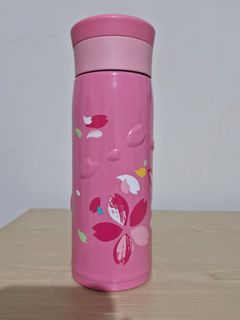 (Kategori: ) berada di . Dikirim oleh madelinesss (ID iklan 1283752943, Gambar 1). Deskripsi: .
