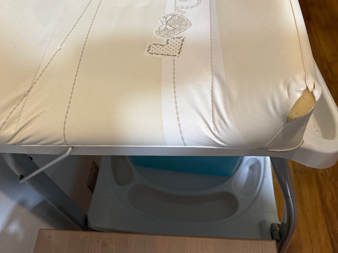 Brevi online changing table
