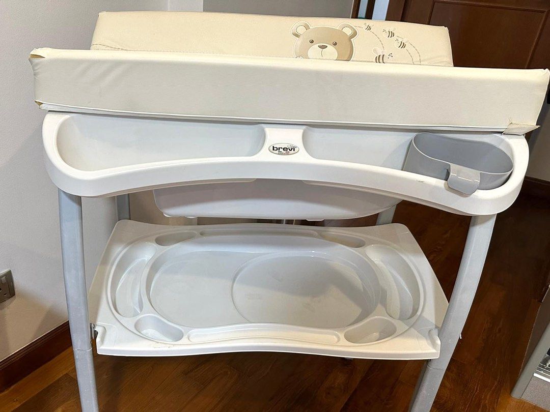 Brevi changing table hot sale