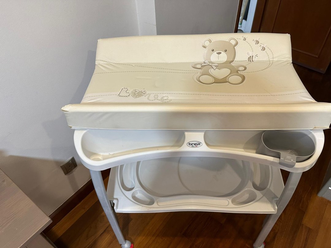 Brevi changing table hot sale