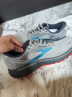Cheapest brooks shoes top
