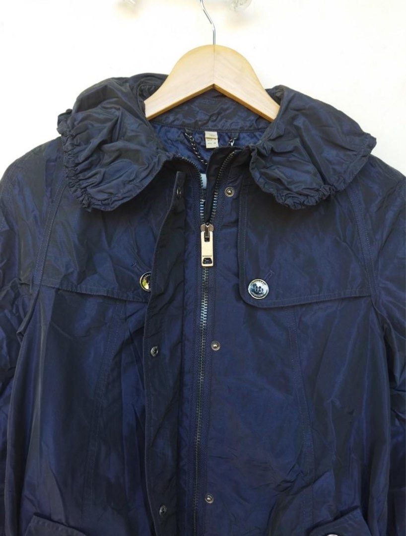 Burberry Jacket Holographic (Category: Coats, Jackets and Outerwear) located in Pasay City. Submitted by samfour (Listing ID 1283720611, Image 3). Description: No flaw Item in very good condition Very classy/elegant.