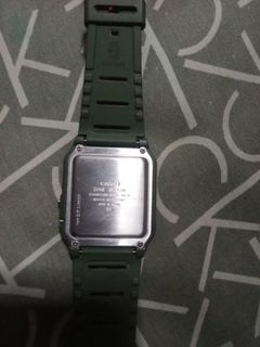 White discount calculator watch
