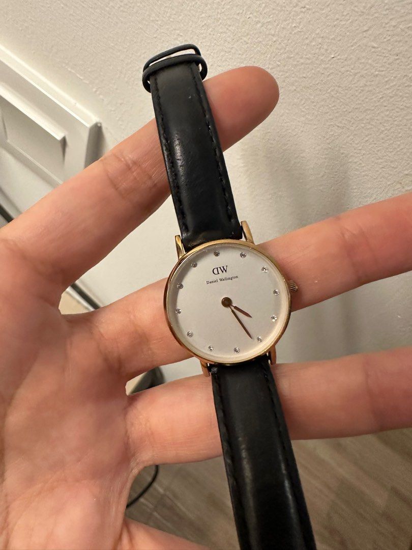 Daniel wellington crystal new arrivals