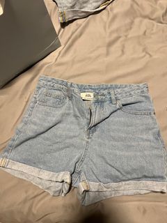 (Category: ) located in . Submitted by corinetankewei (Listing ID 1283761085, Image 1). Description: .