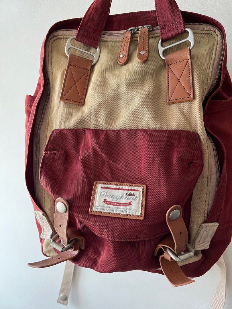 doughnut backpack maroon mini Macaroon Earth Tone Series Slim pockets trim the sides Is this Doughnut Macaroon Backpack