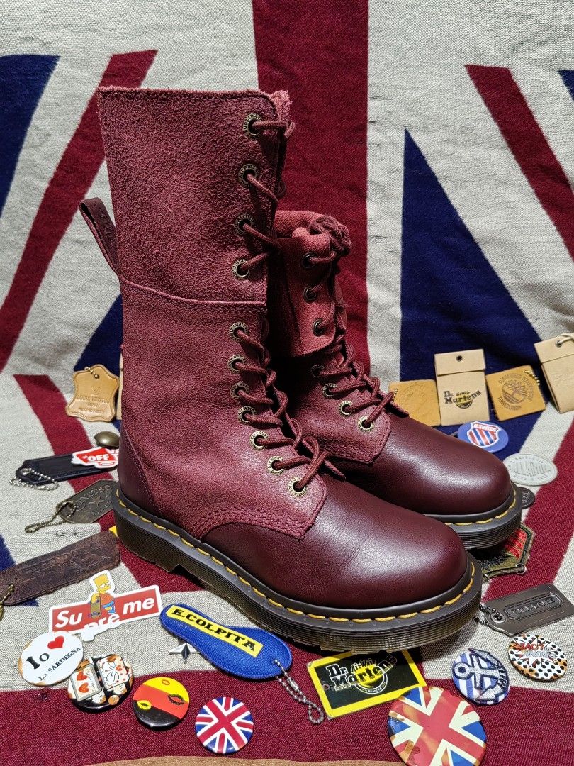 Dr martens hazil cherry deals red