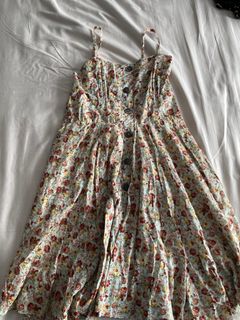 (Category: ) located in . Submitted by constancepreloved (Listing ID 1283684537, Image 1). Description: .