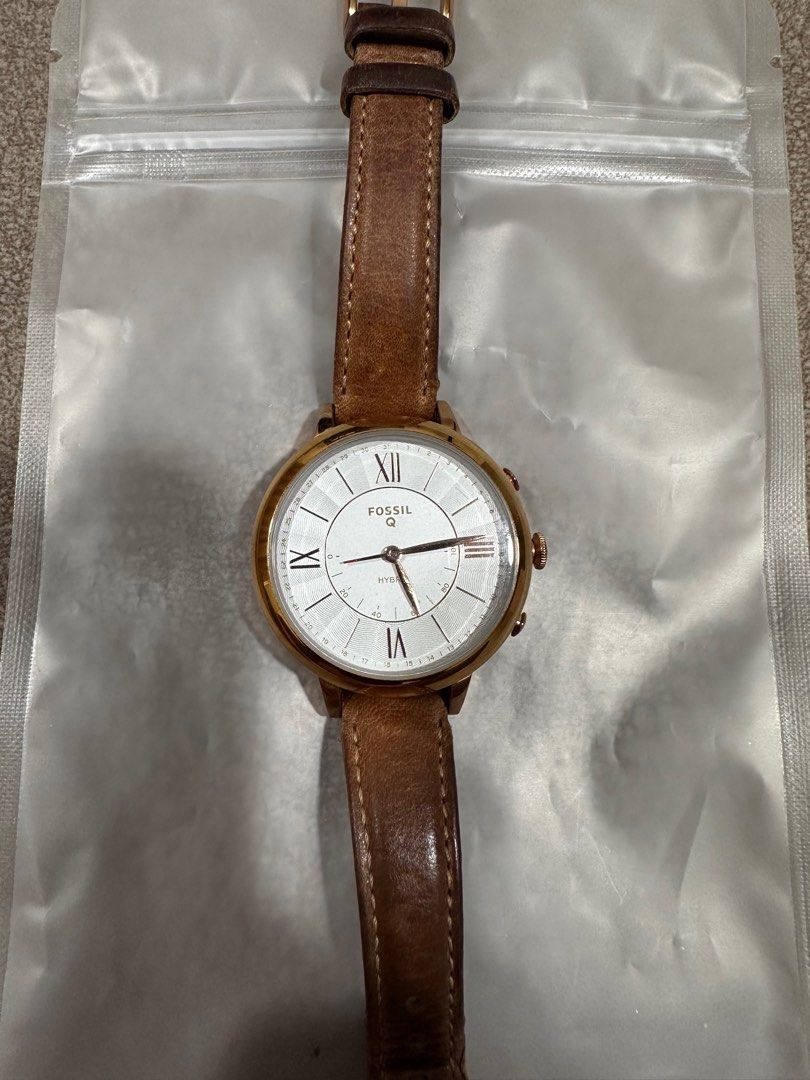 Hybrid smartwatch shop jacqueline blush silicone