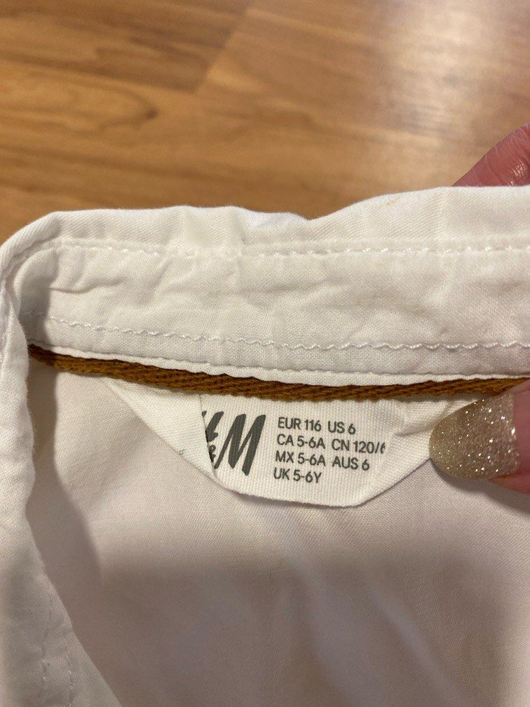 H&m top free delivery