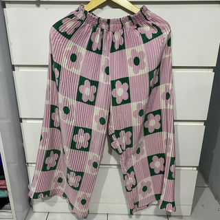 (Kategori: ) berada di . Dikirim oleh eenie.meenie.mindy.mo (ID iklan 1283690831, Gambar 1). Deskripsi: .