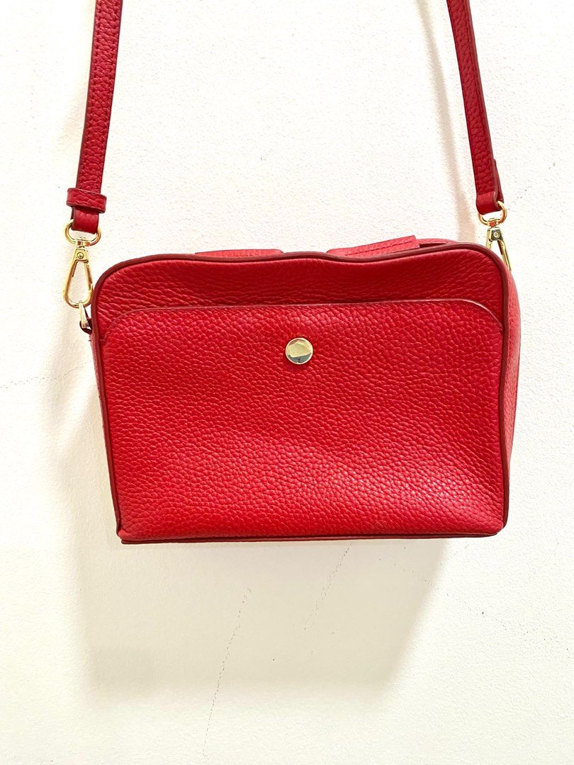 Red body clearance bag