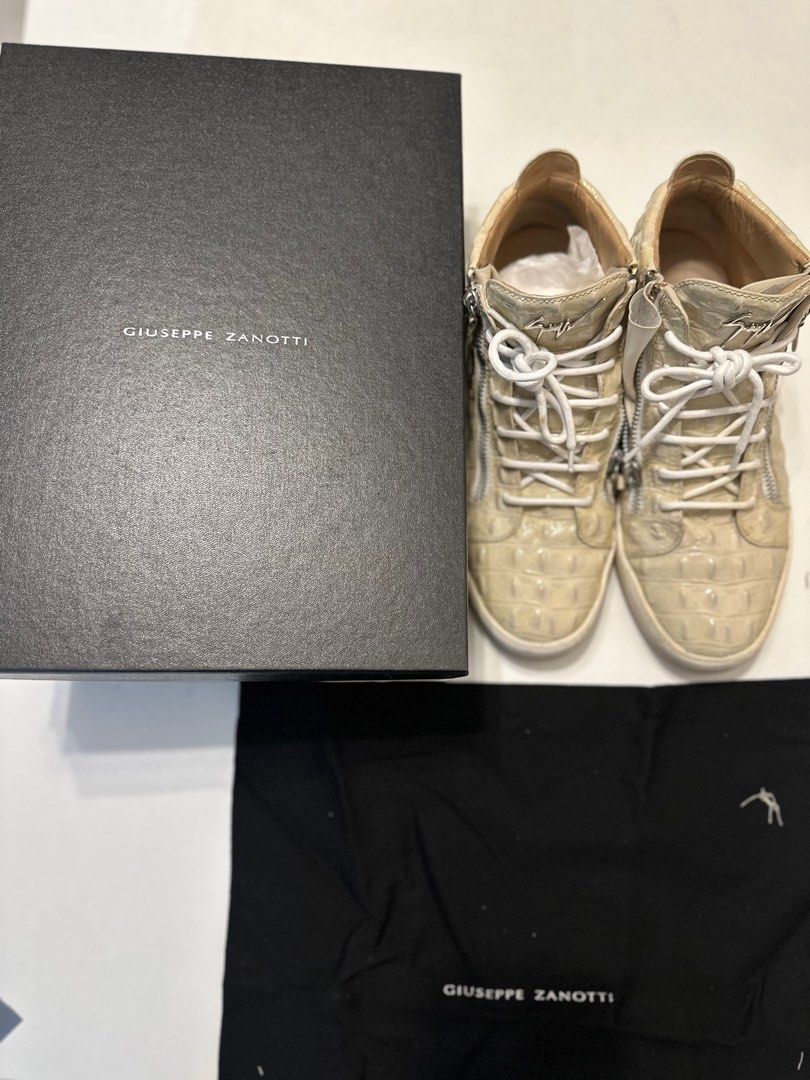 Giuseppe zanotti sales kriss sale