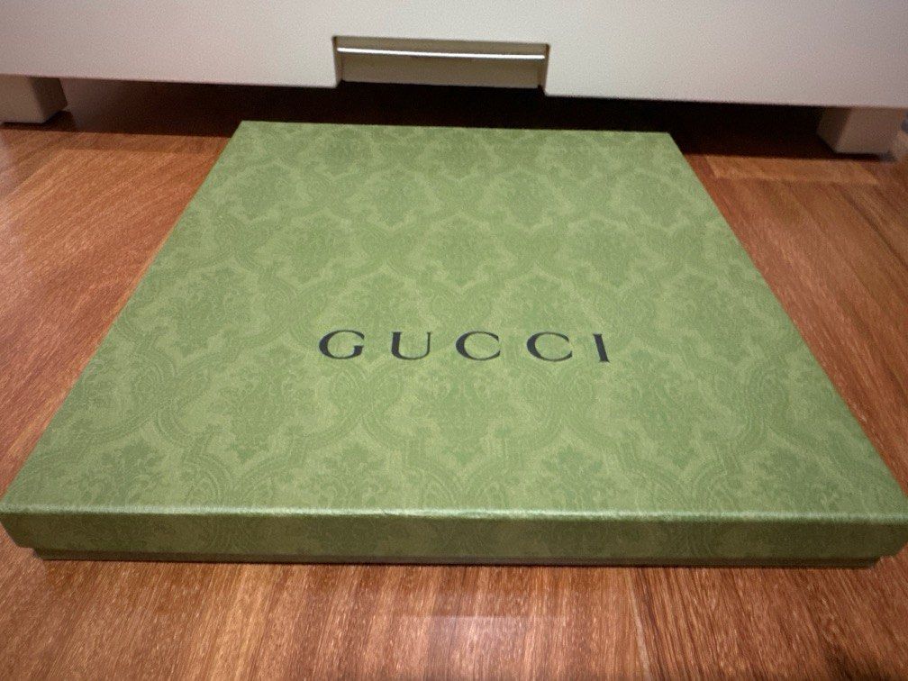 Gucci T shirt box