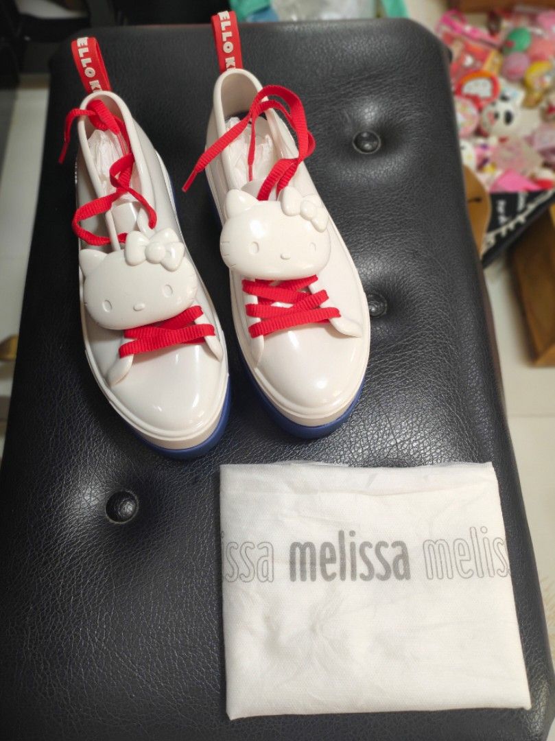 Melissa hello clearance kitty sneakers