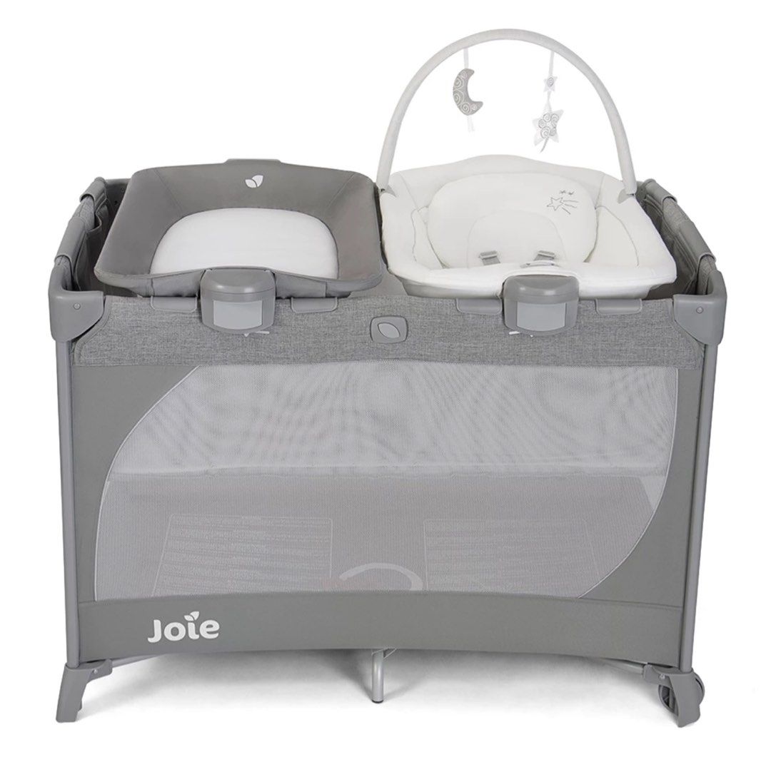 Joie change and hot sale bounce travel cot