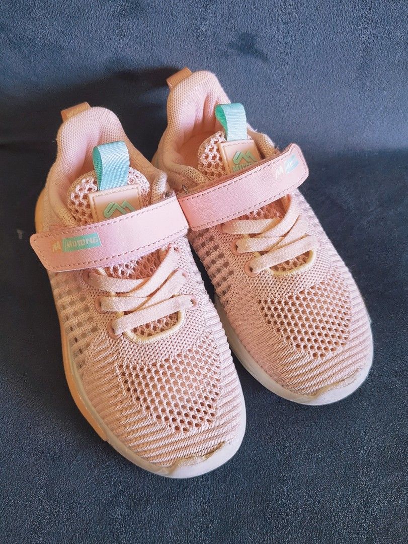 31 in online kids shoes