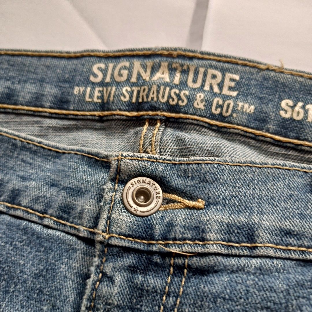 Levi s Strauss Signature Jeans S61 Relaxed Fit Men s Fashion