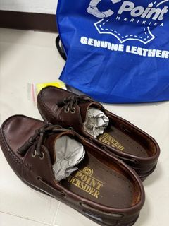 Loafer leather shoes