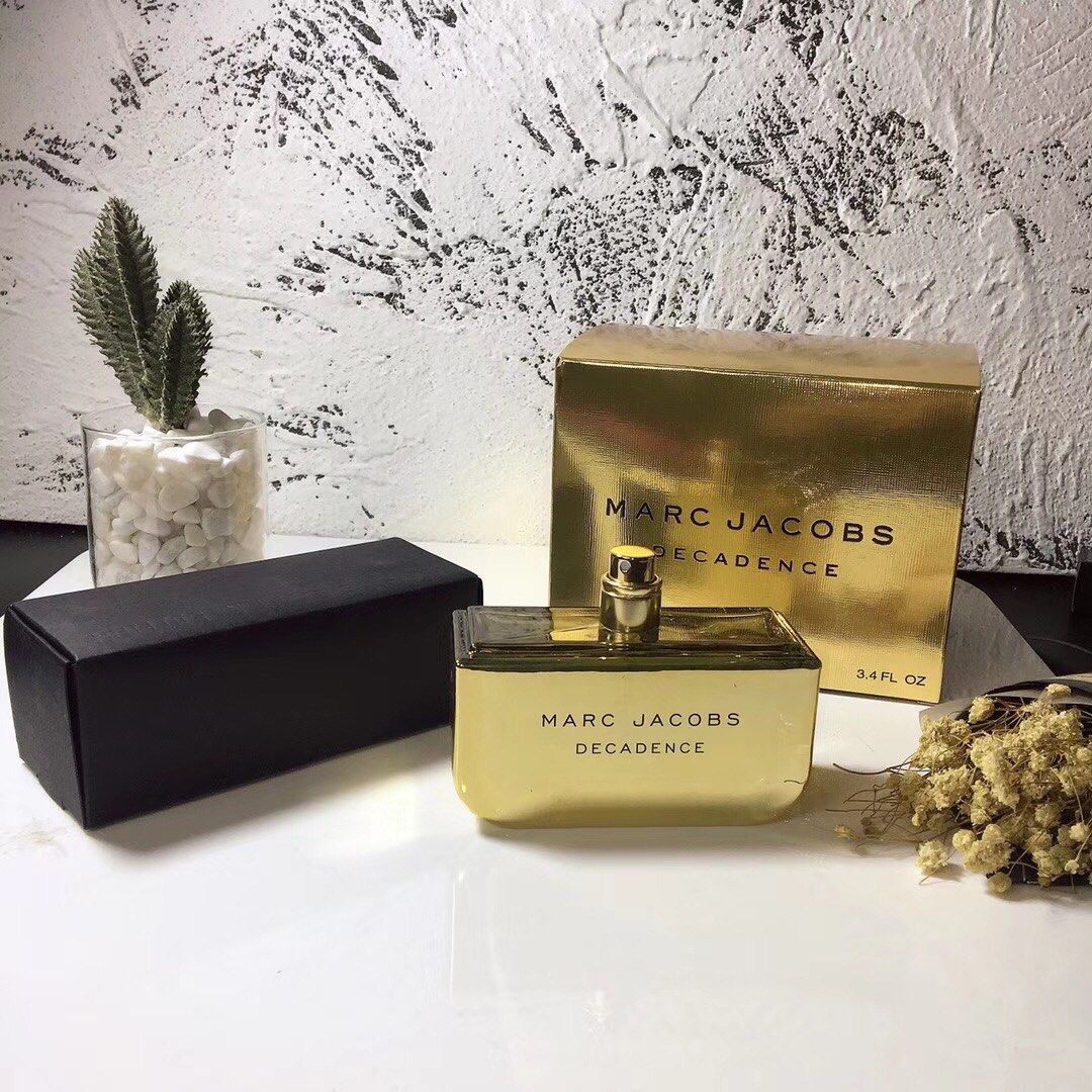 Marc Jacobs Decadence Gold One Eight K Edition Edp perfume for women 100 Ml