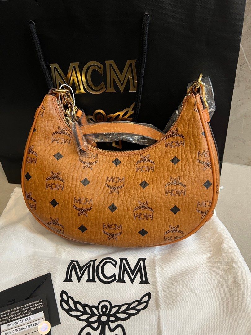 Mcm outlet hobo handbag