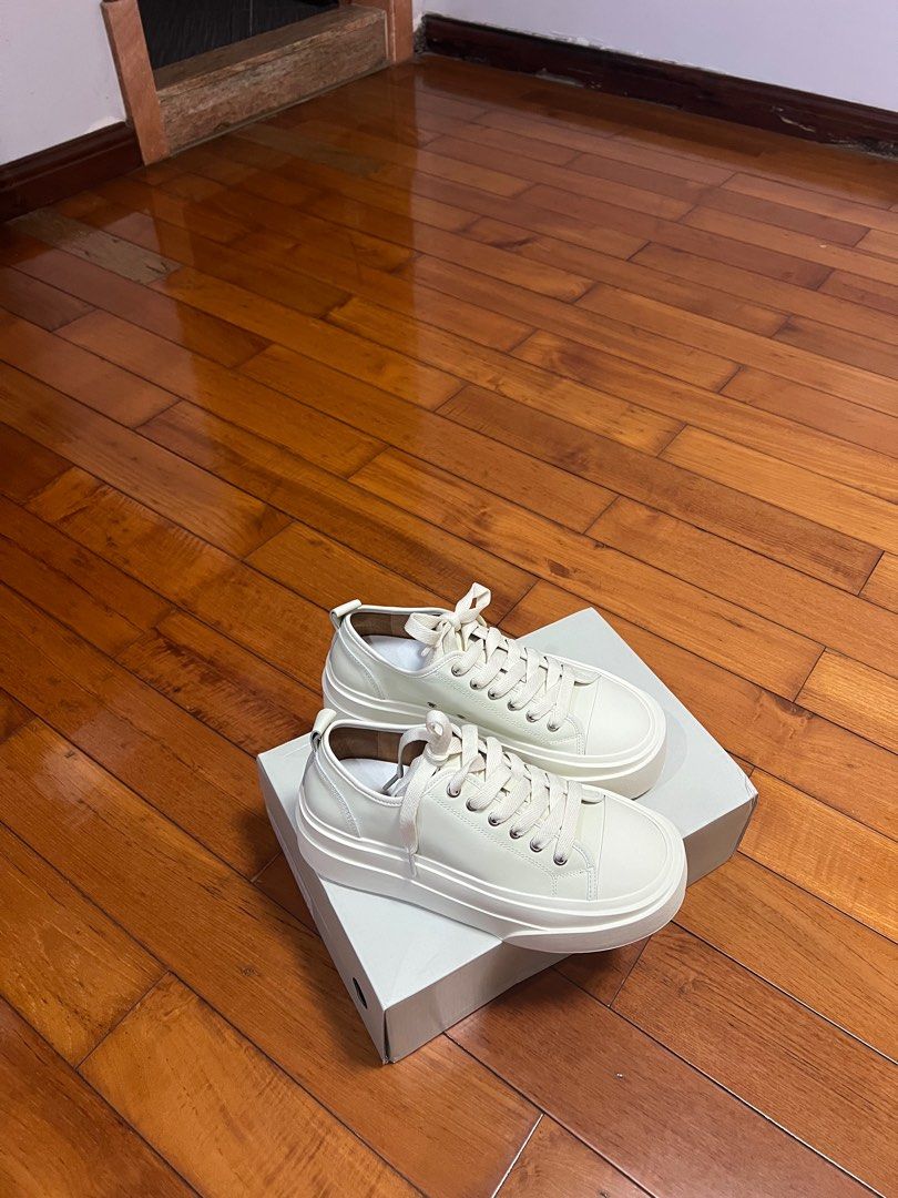 Men s Sneakers Creamy White