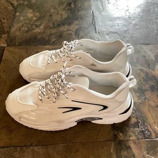 Cheap shoes for outlet men on sale