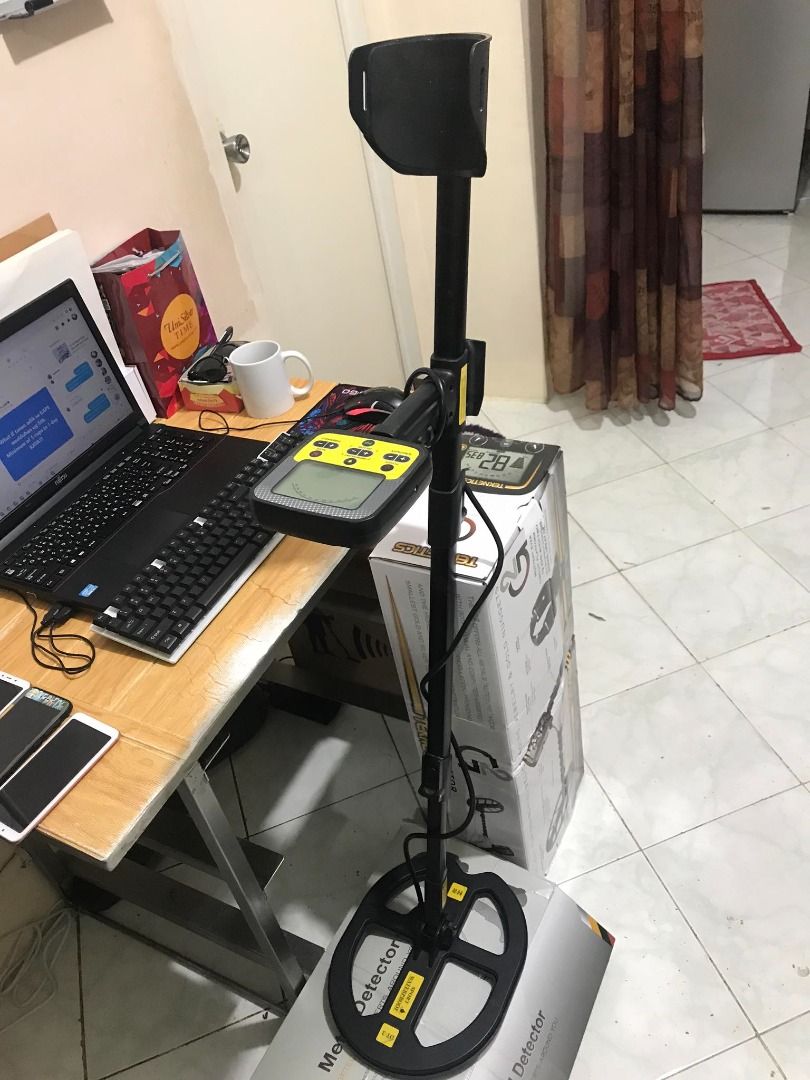 Metal and Gold detector DT-3 digital scanner, Furniture & Home Living ...